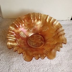Carnival glass grapes & leaves Imperial glass Scalloped pedestal 9" mint